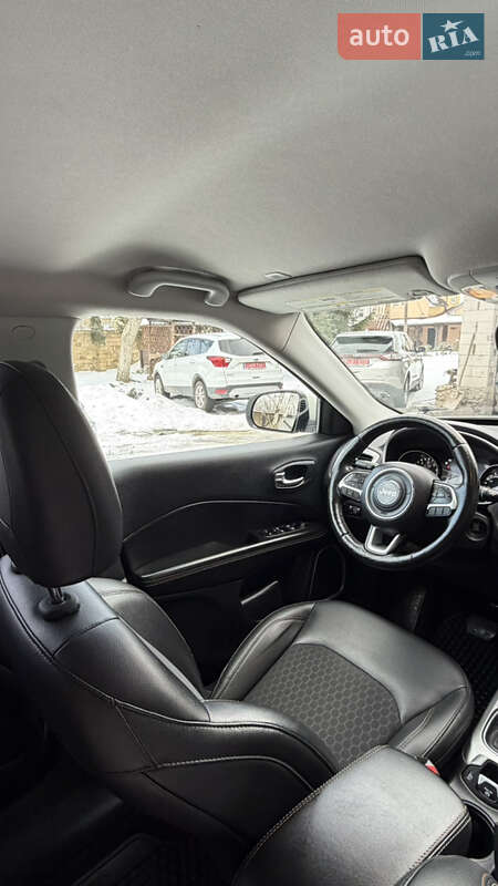 Позашляховик / Кросовер Jeep Compass 2018 в Дубні фото 33 Позашляховик / Кросовер Jeep Compass 2018 в Дубні