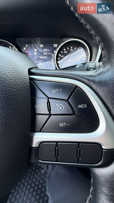 Позашляховик / Кросовер Jeep Compass 2018 в Дубні фото 78 Позашляховик / Кросовер Jeep Compass 2018 в Дубні