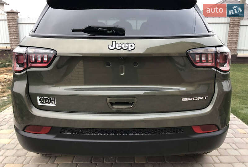 Внедорожник / Кроссовер Jeep Compass 2018 в Киеве фото 6 Внедорожник / Кроссовер Jeep Compass 2018 в Киеве