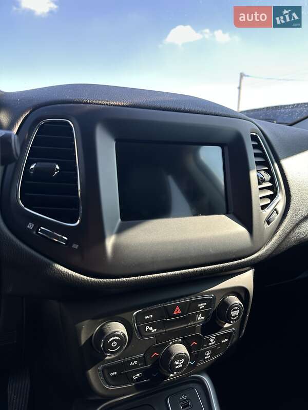 Внедорожник / Кроссовер Jeep Compass 2018 в Белогородке