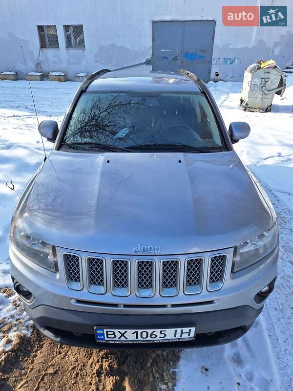 Внедорожник / Кроссовер Jeep Compass 2015 в Хмельницком