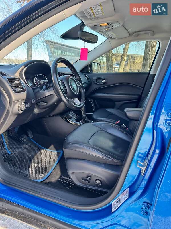 Внедорожник / Кроссовер Jeep Compass 2018 в Киеве фото 16 Внедорожник / Кроссовер Jeep Compass 2018 в Киеве