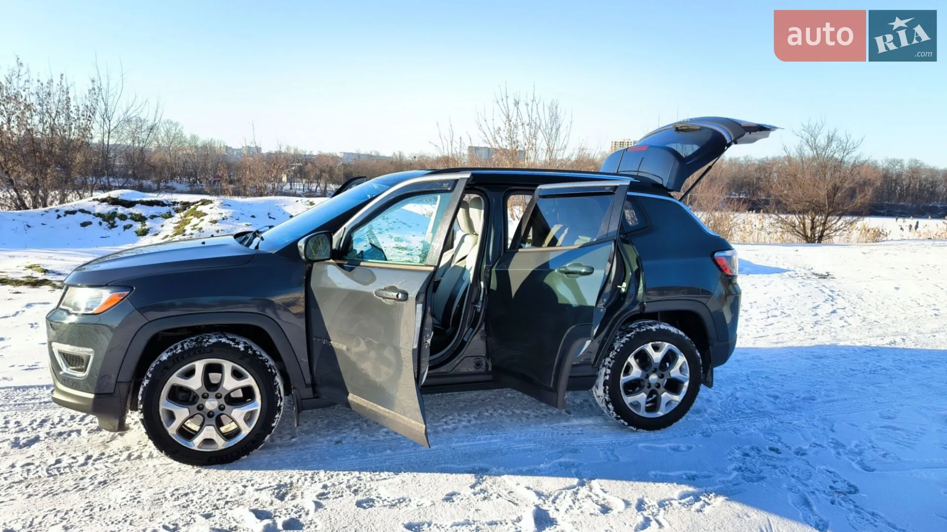 2017 Jeep Compass - мініатюра 28