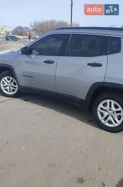 Внедорожник / Кроссовер Jeep Compass 2018 в Тульчине