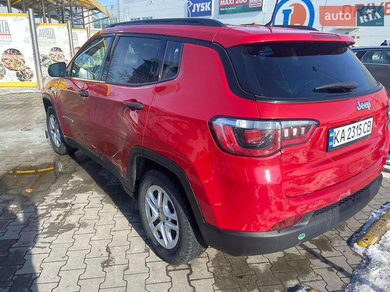 Внедорожник / Кроссовер Jeep Compass 2018 в Буске