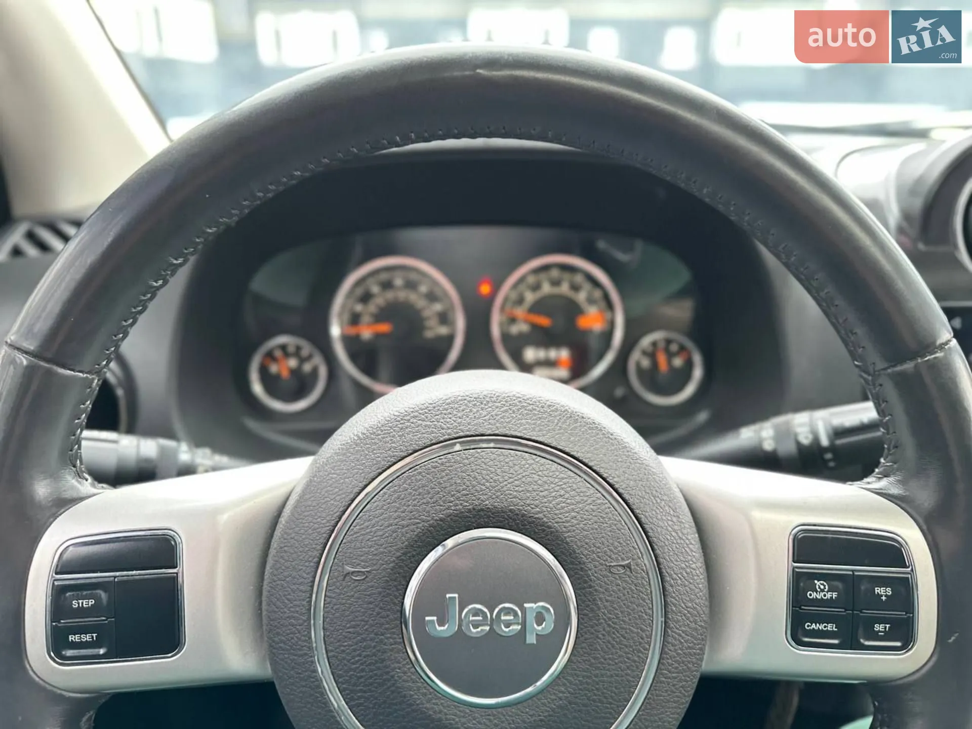 2014 Jeep Compass - мініатюра 25