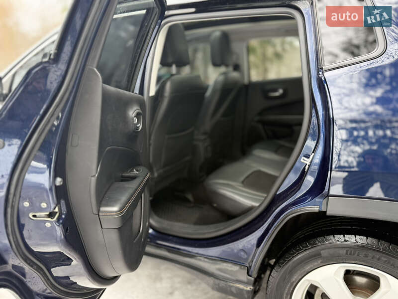 Позашляховик / Кросовер Jeep Compass 2017 в Сумах