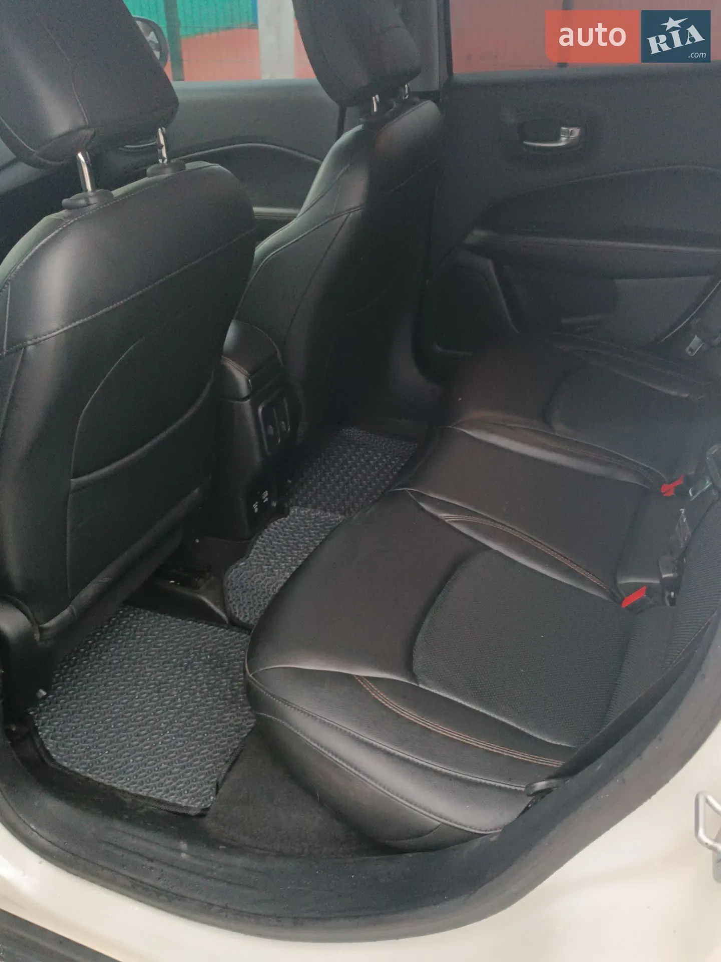 2017 Jeep Compass - мініатюра 14