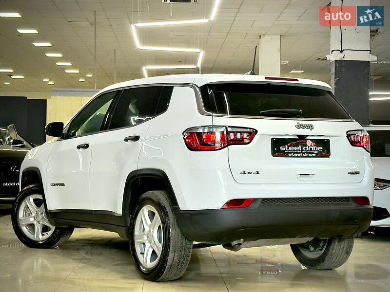 Внедорожник / Кроссовер Jeep Compass 2023 в Николаеве