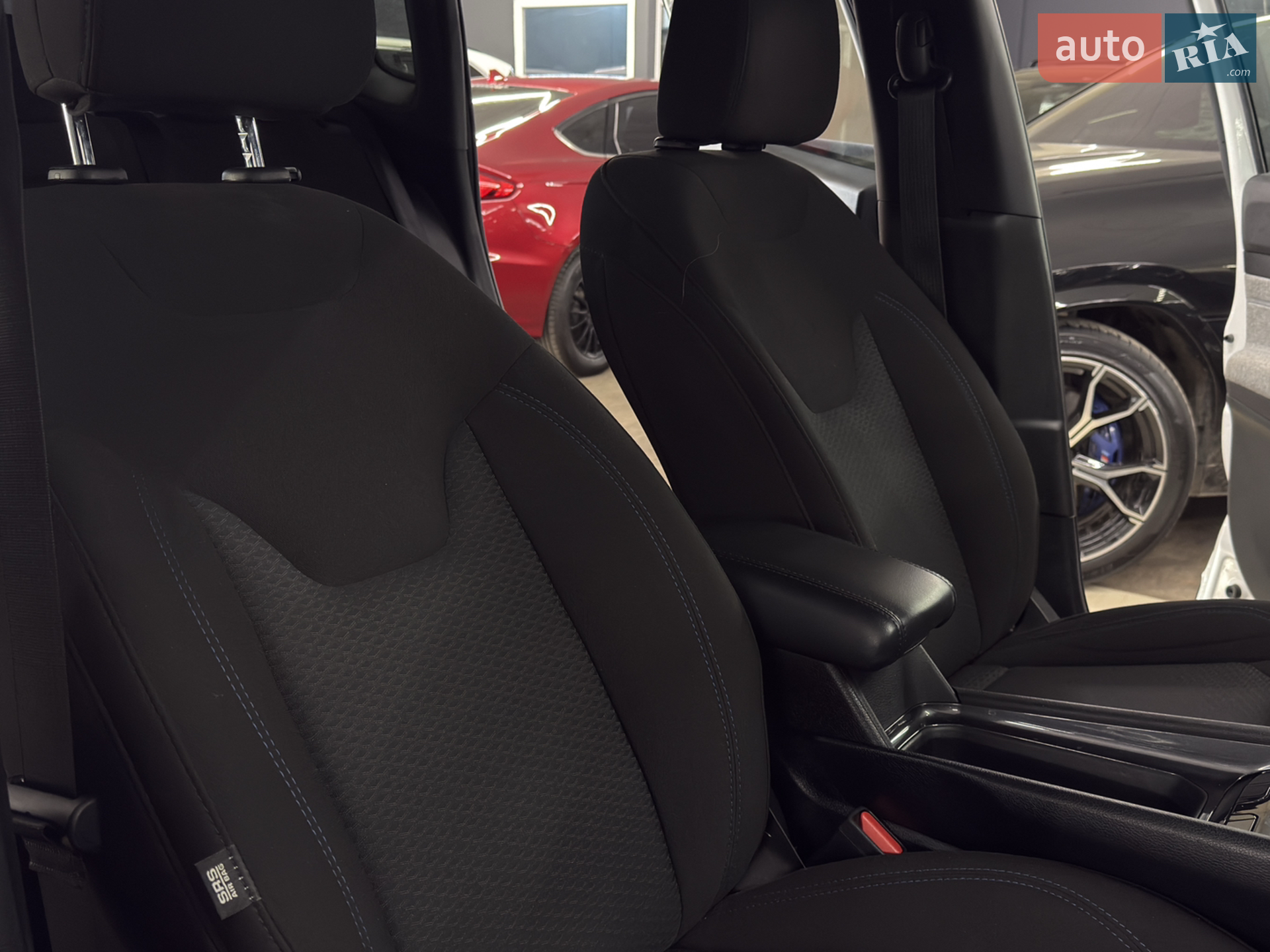 2023 Jeep Compass - мініатюра 24