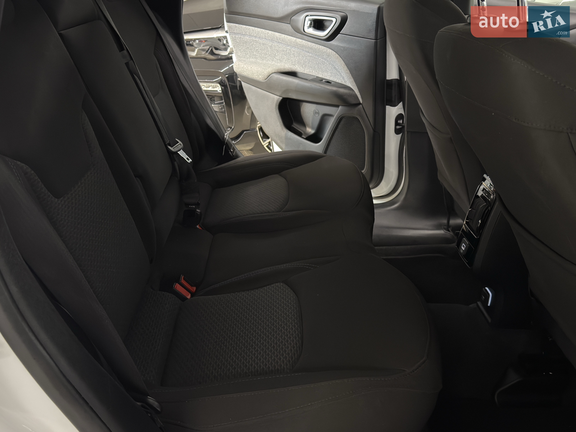 2023 Jeep Compass - мініатюра 29