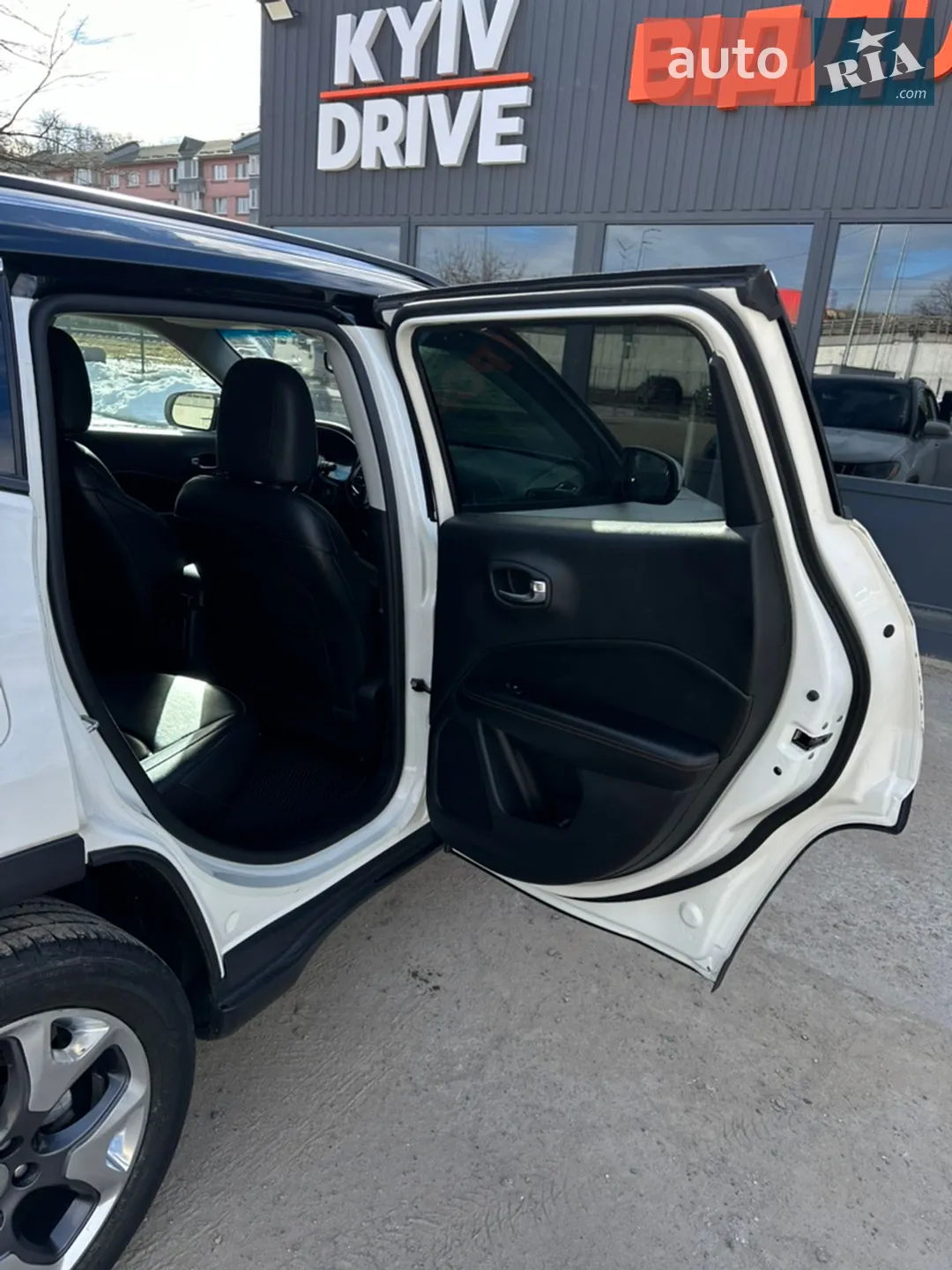 2019 Jeep Compass - мініатюра 16