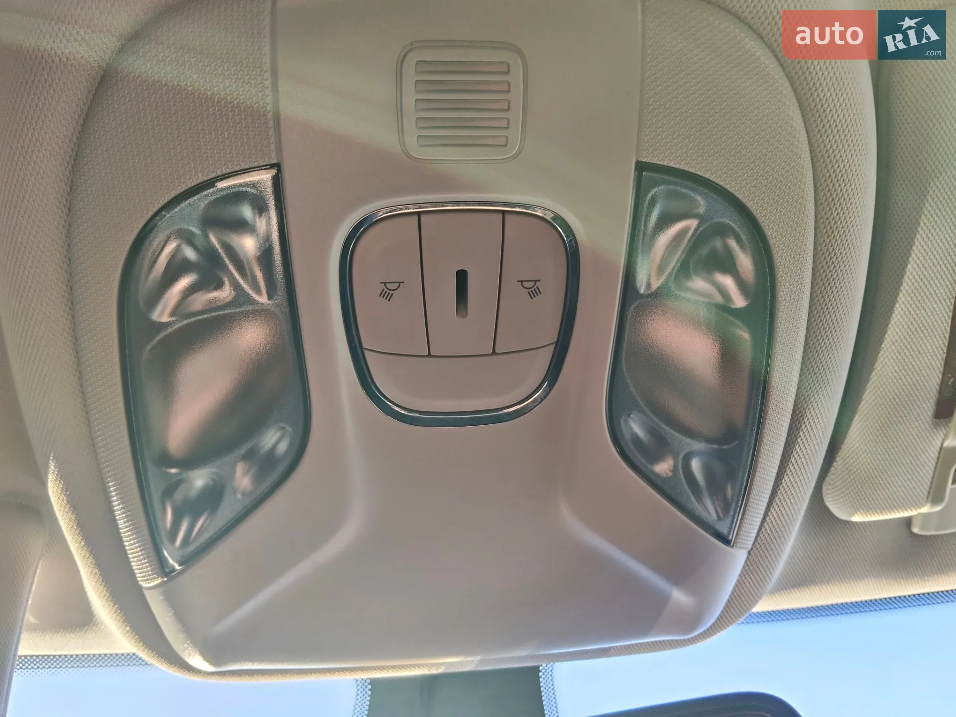 2018 Jeep Compass - мініатюра 37