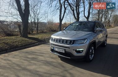 Внедорожник / Кроссовер Jeep Compass 2017 в Нововолынске