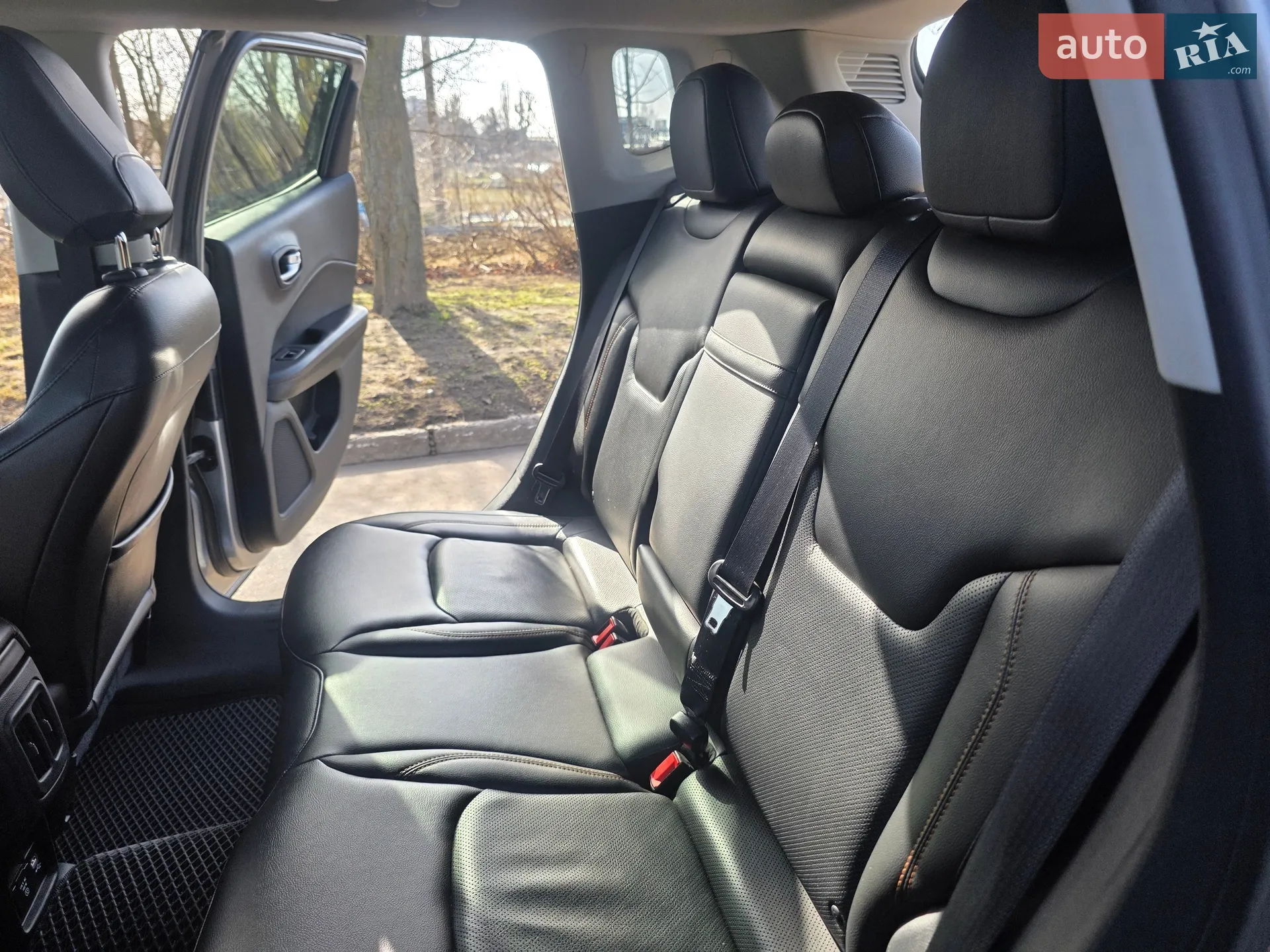 2017 Jeep Compass - мініатюра 72