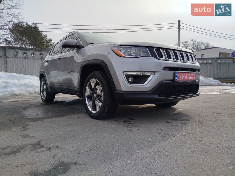 Внедорожник / Кроссовер Jeep Compass 2019 в Киеве