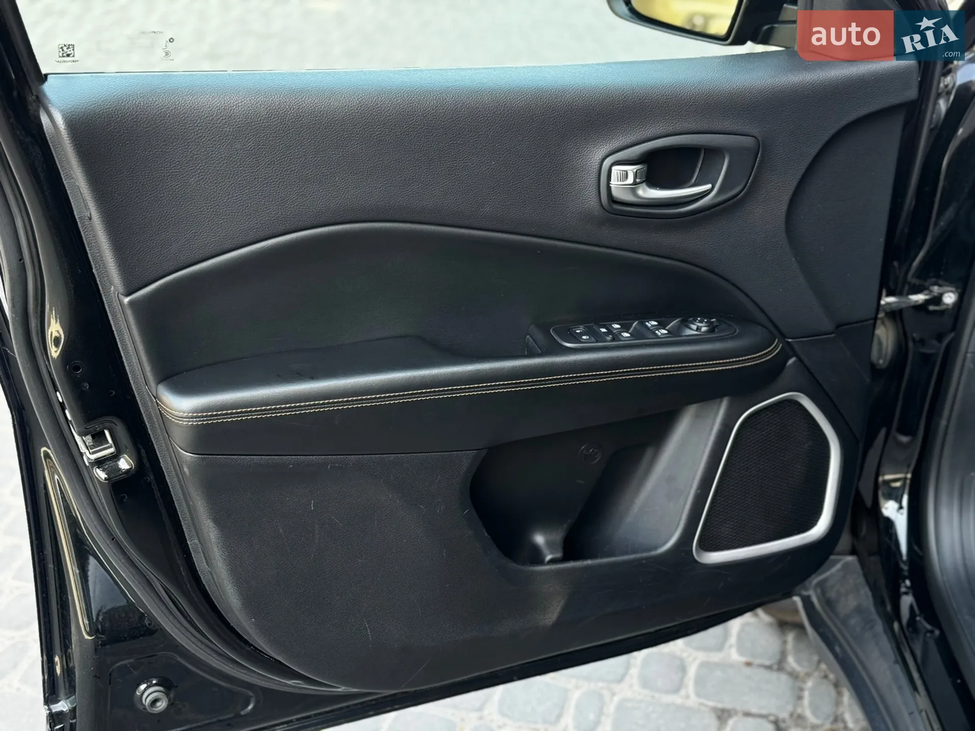 2017 Jeep Compass - мініатюра 35