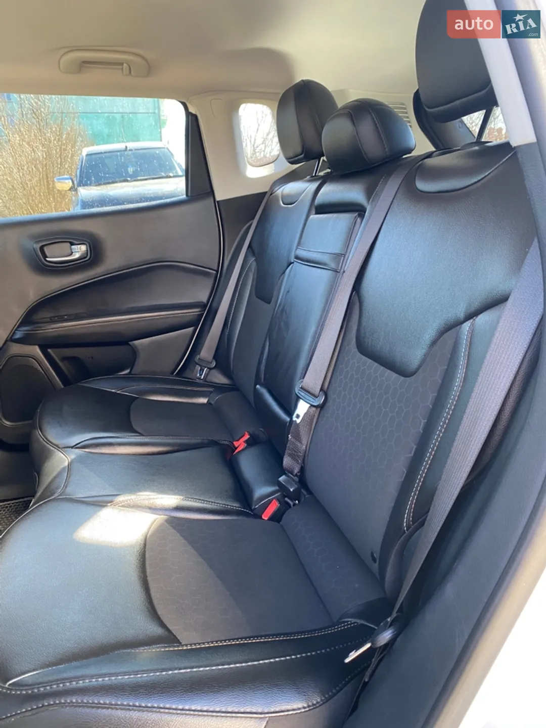 2019 Jeep Compass - мініатюра 21