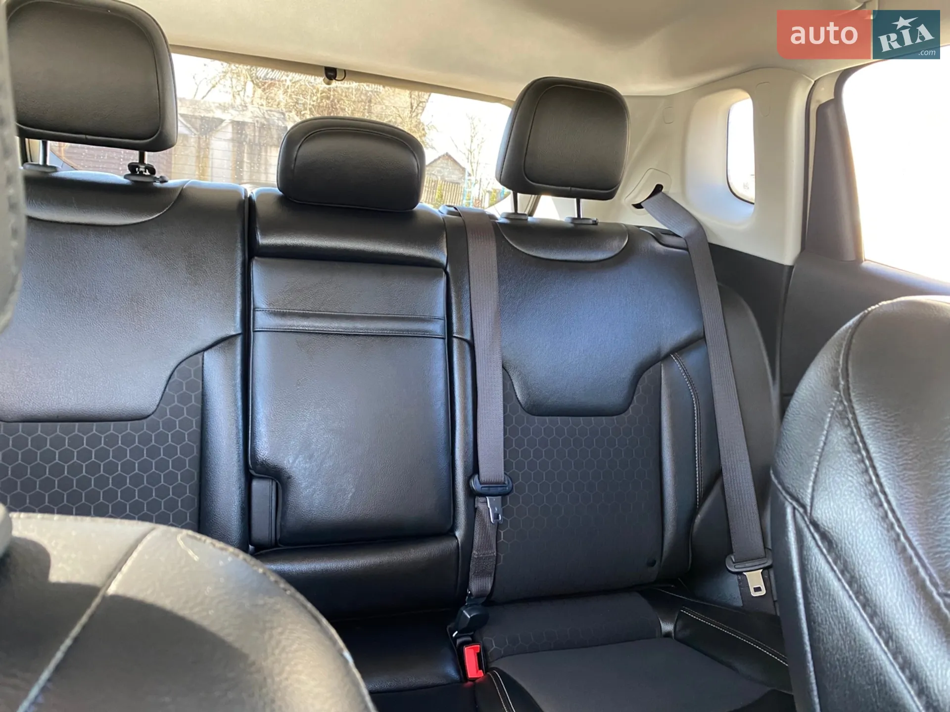 2019 Jeep Compass - мініатюра 33