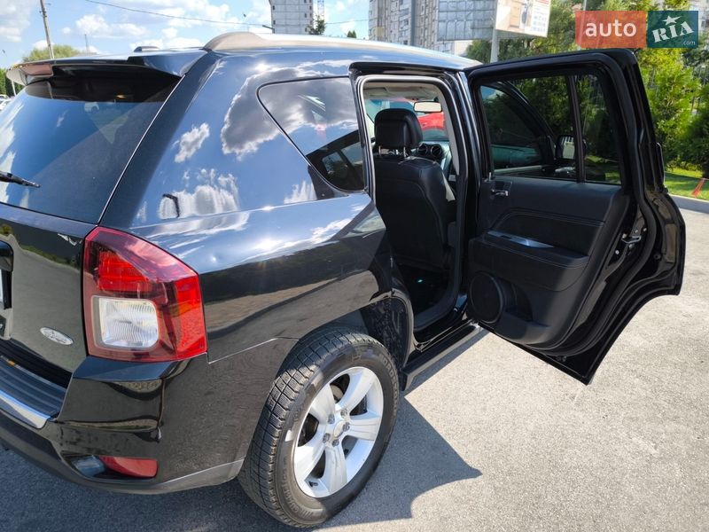 Внедорожник / Кроссовер Jeep Compass 2014 в Киеве