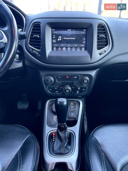 Внедорожник / Кроссовер Jeep Compass 2019 в Киеве