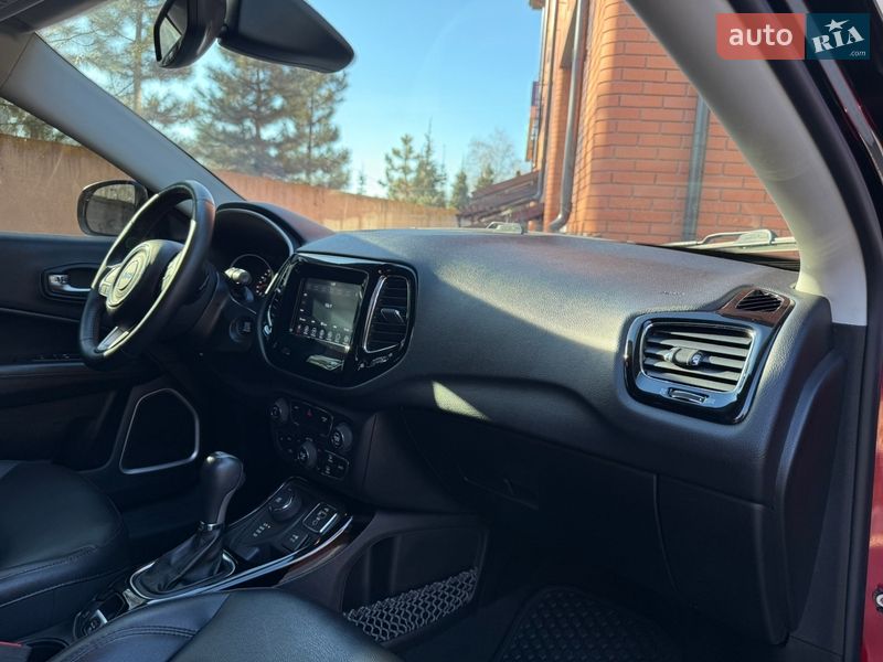 Позашляховик / Кросовер Jeep Compass 2018 в Лубнах