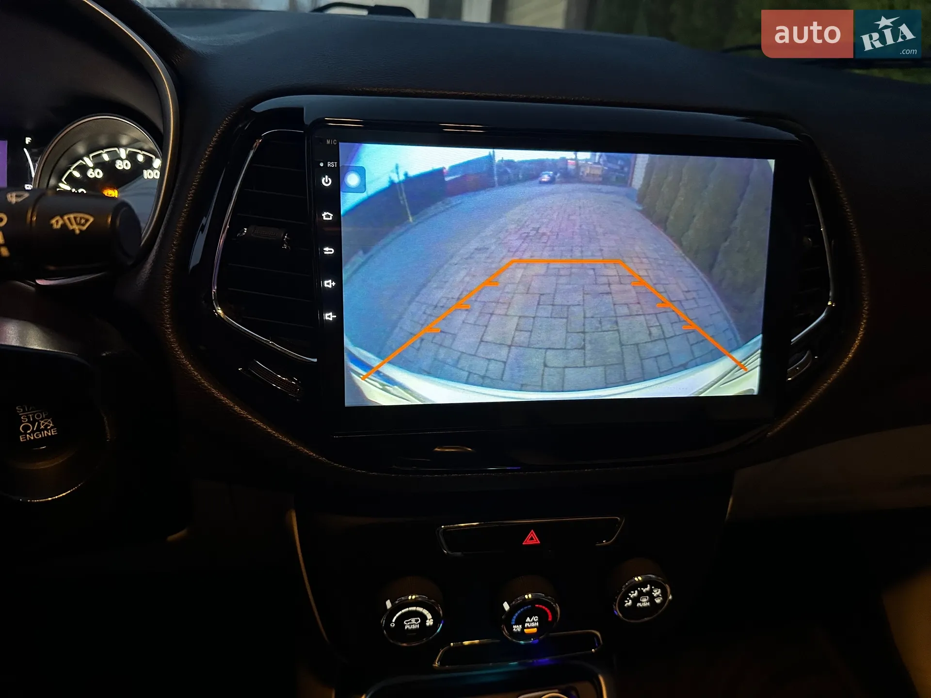 2018 Jeep Compass - мініатюра 18