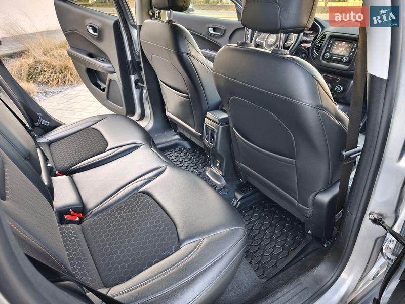 Внедорожник / Кроссовер Jeep Compass 2018 в Луцке