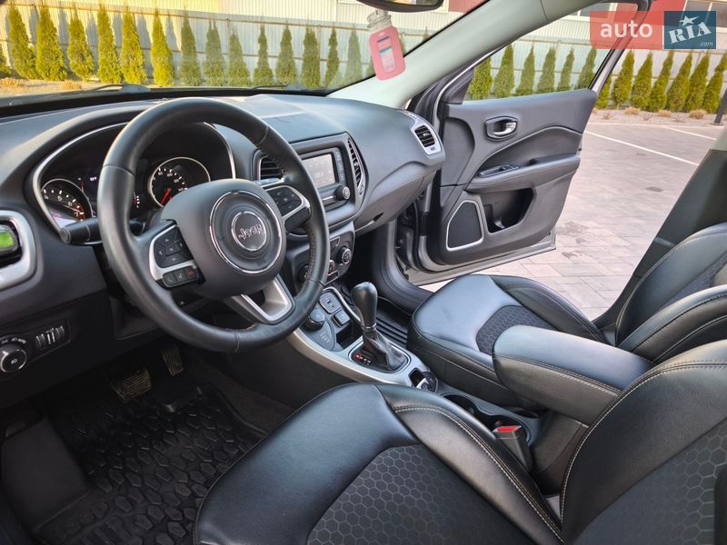 Внедорожник / Кроссовер Jeep Compass 2018 в Луцке
