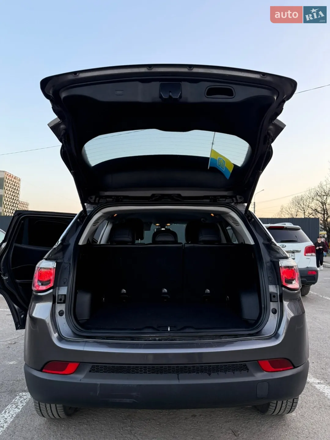 2017 Jeep Compass - мініатюра 14
