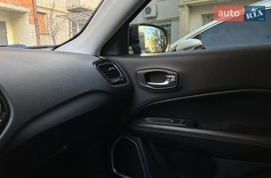 Внедорожник / Кроссовер Jeep Compass 2020 в Сумах