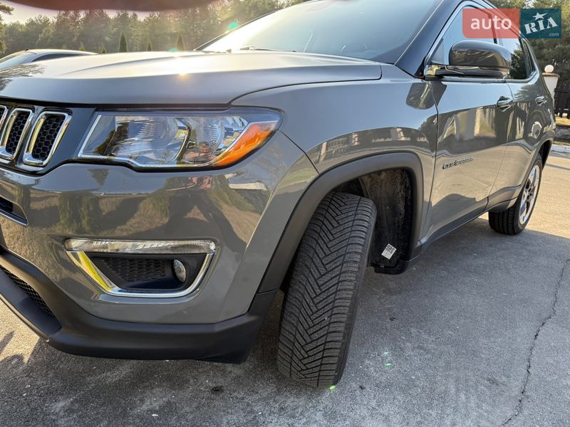 Внедорожник / Кроссовер Jeep Compass 2019 в Киеве