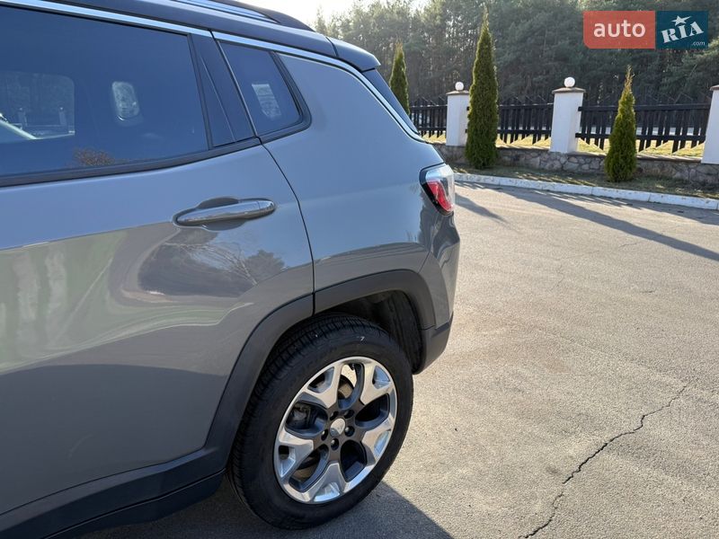 Внедорожник / Кроссовер Jeep Compass 2019 в Киеве