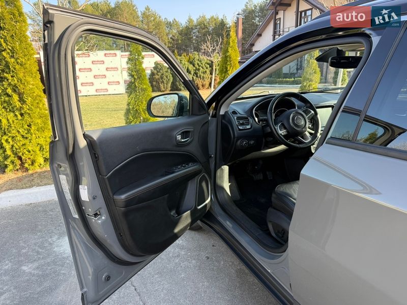 Внедорожник / Кроссовер Jeep Compass 2019 в Киеве