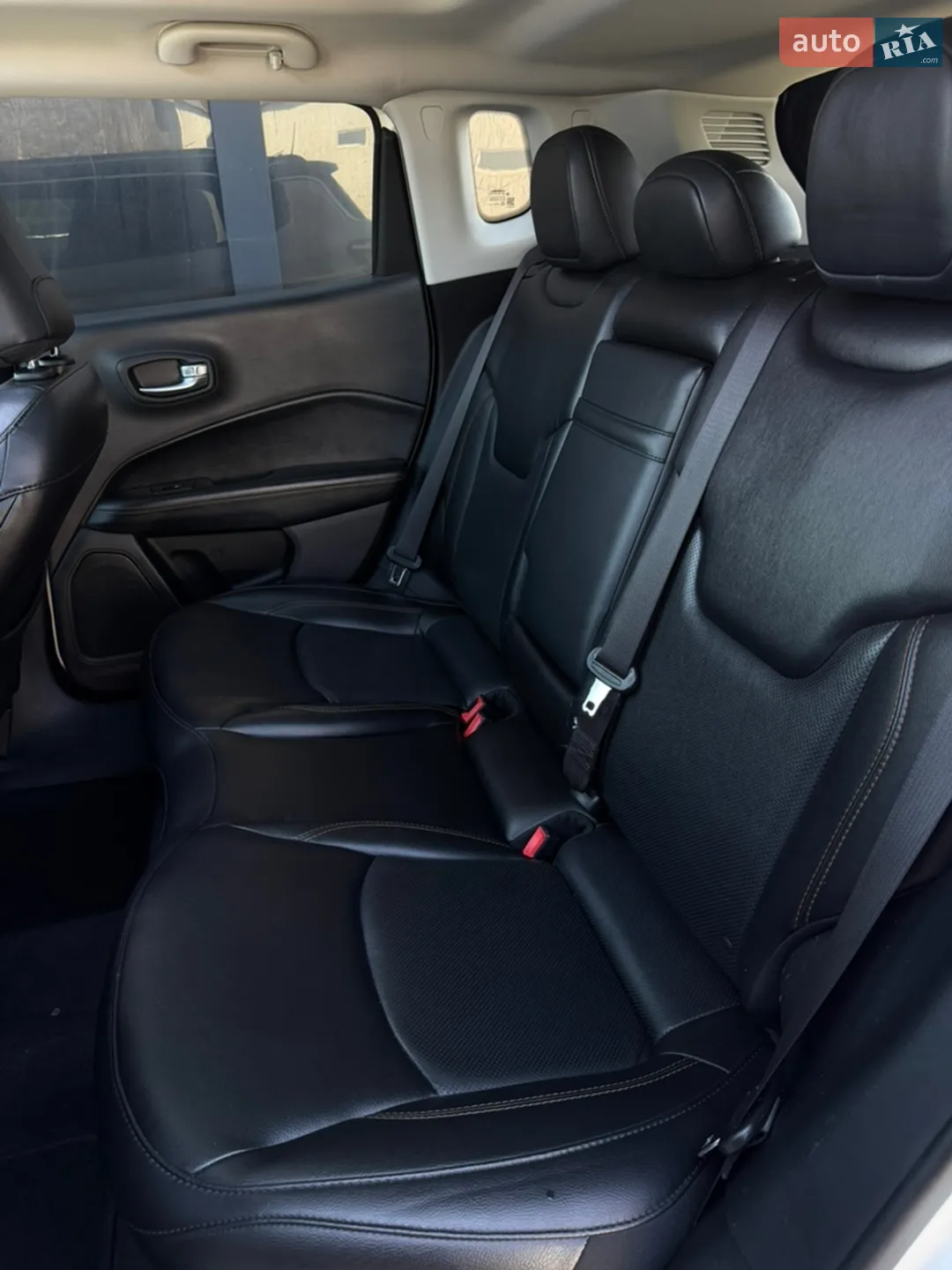 2018 Jeep Compass - мініатюра 10