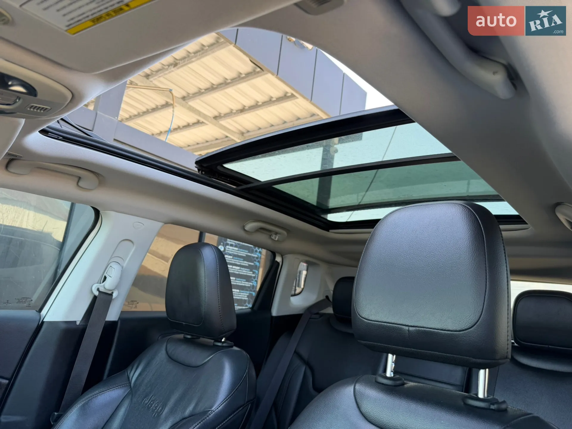 2018 Jeep Compass - мініатюра 14