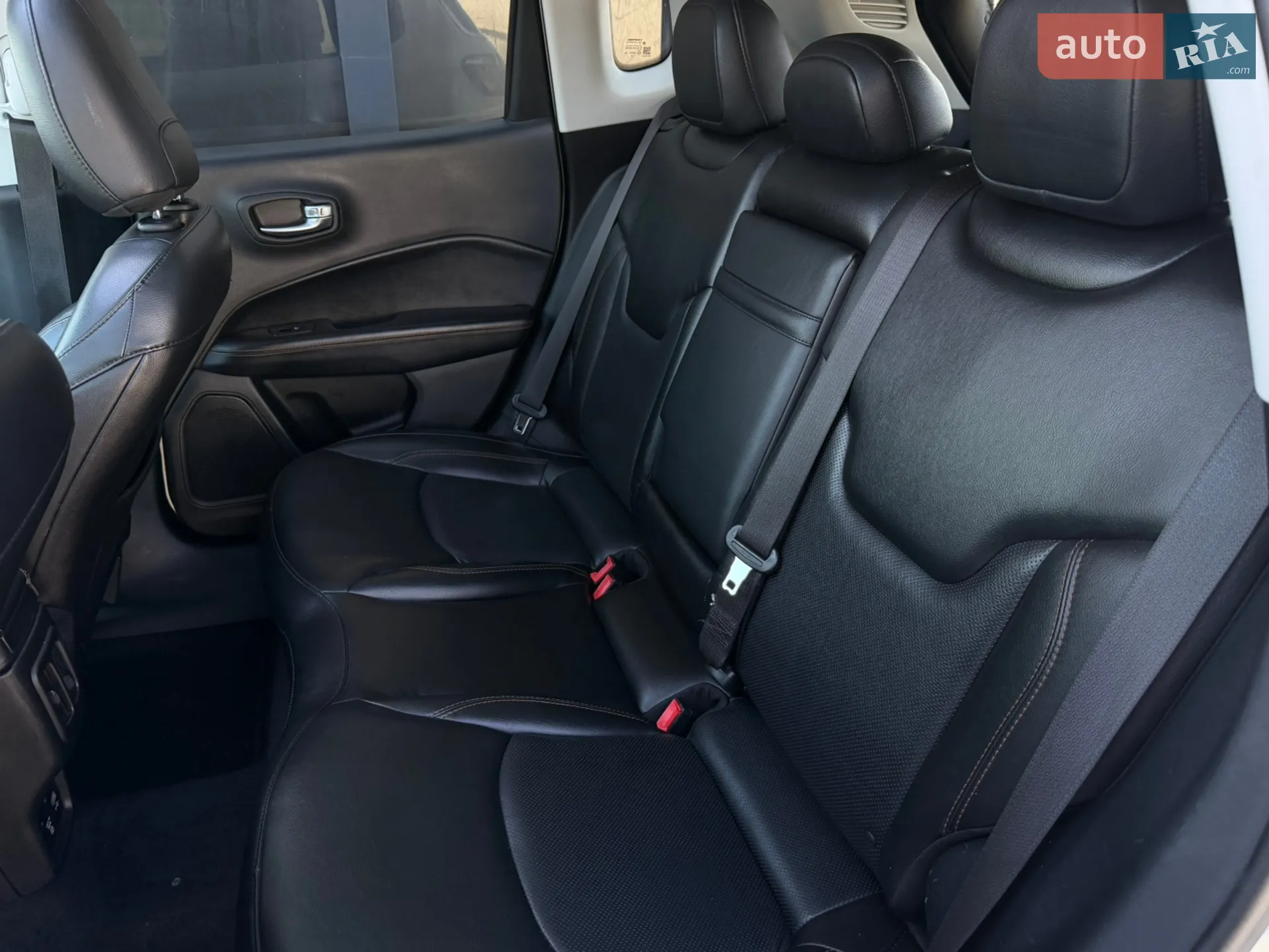 2018 Jeep Compass - мініатюра 19