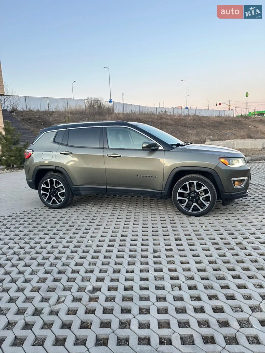 2019 Jeep Compass - мініатюра 3