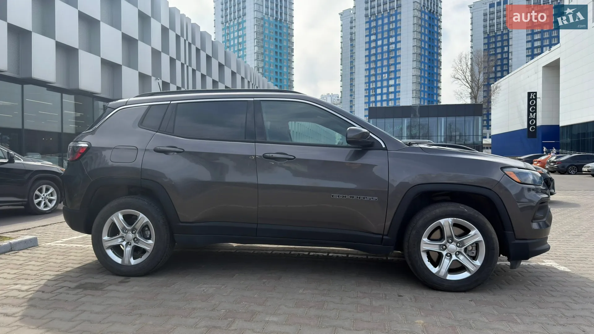 2023 Jeep Compass - мініатюра 12