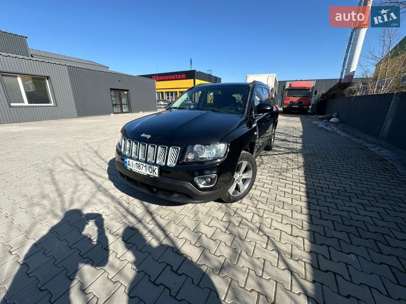 Позашляховик / Кросовер Jeep Compass 2015 в Києві