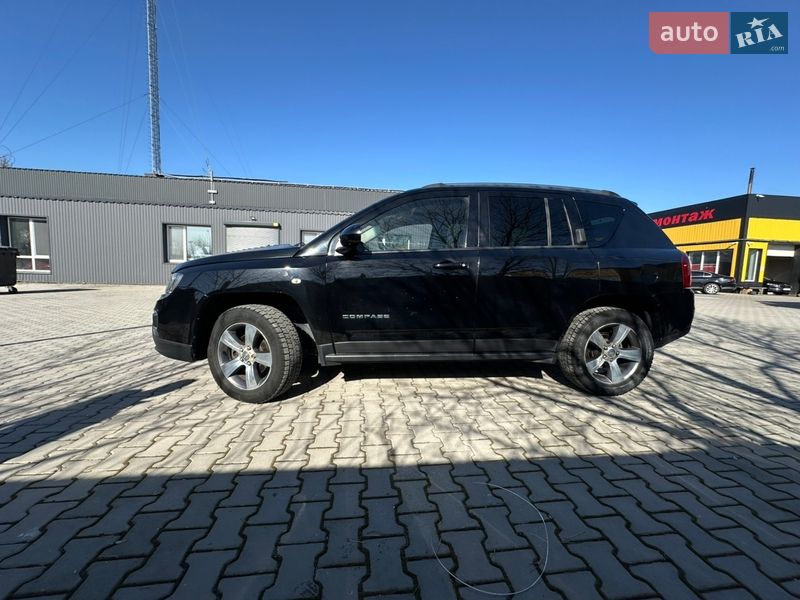 Позашляховик / Кросовер Jeep Compass 2015 в Києві
