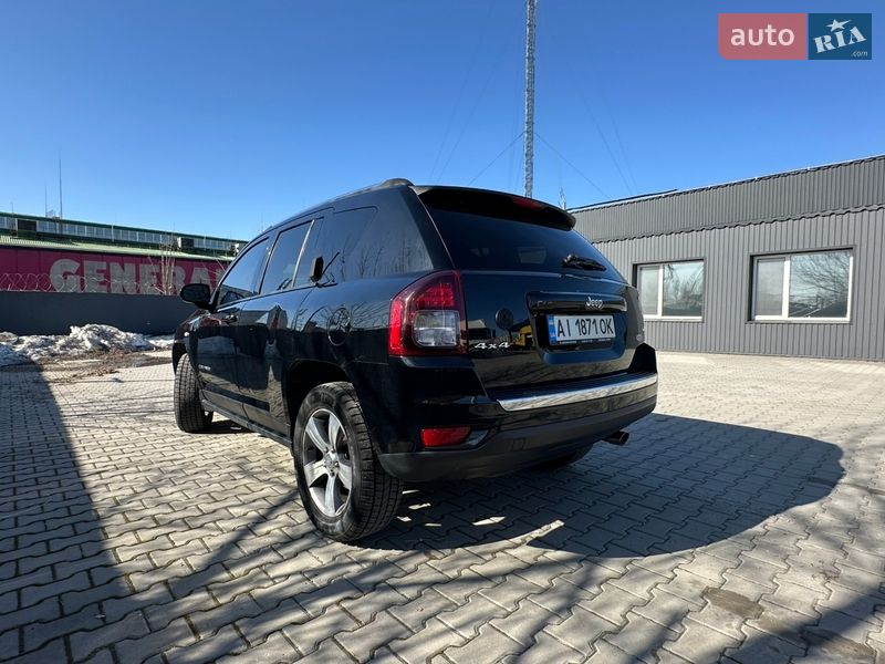 Позашляховик / Кросовер Jeep Compass 2015 в Києві