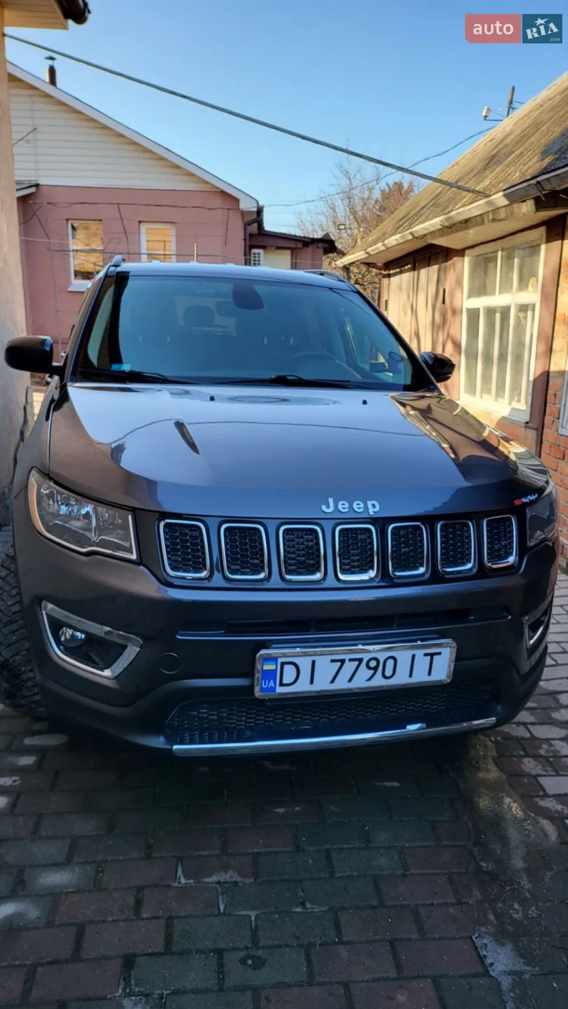 2017 Jeep Compass - мініатюра 3