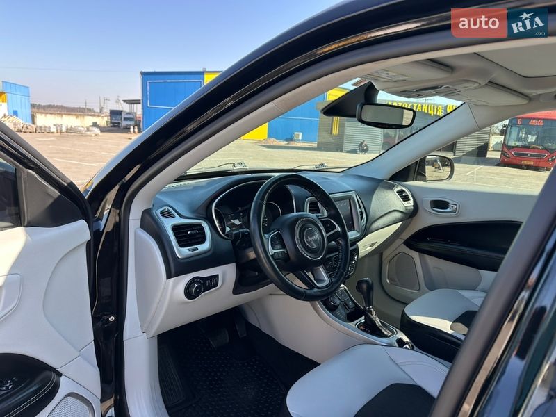 Позашляховик / Кросовер Jeep Compass 2018 в Житомирі