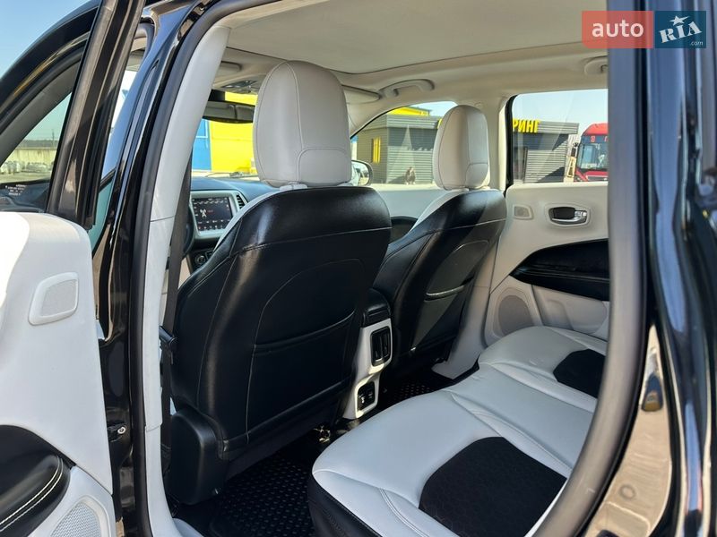 Позашляховик / Кросовер Jeep Compass 2018 в Житомирі