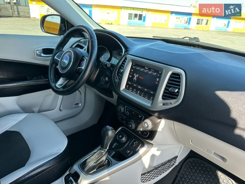 Позашляховик / Кросовер Jeep Compass 2018 в Житомирі