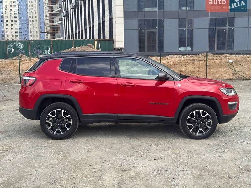 Внедорожник / Кроссовер Jeep Compass 2019 в Киеве