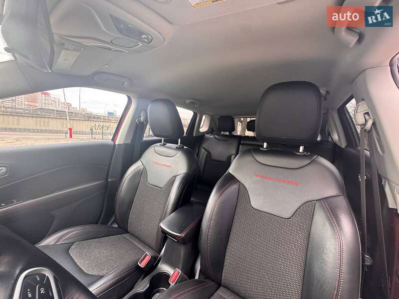 Внедорожник / Кроссовер Jeep Compass 2019 в Киеве