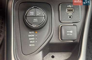 Внедорожник / Кроссовер Jeep Compass 2019 в Киеве
