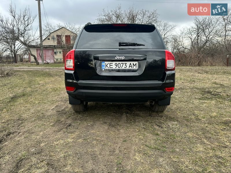 Внедорожник / Кроссовер Jeep Compass 2012 в Вольногорске фото 7 Внедорожник / Кроссовер Jeep Compass 2012 в Вольногорске